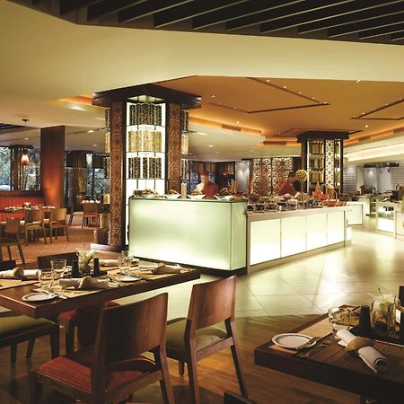 Shangri-la Surabaya Restaurante foto